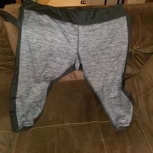 (4 for $25) Capris
